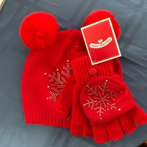 *NWT* Super Soft Snowflake Hat and Gloves Set